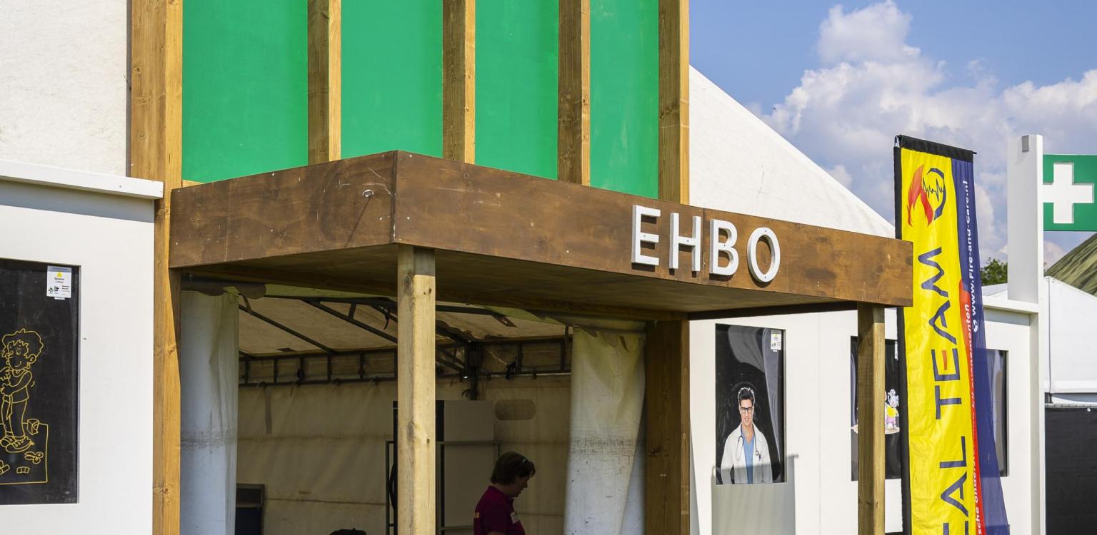 Professioneel EHBO-team met ervaring met de doelgroep